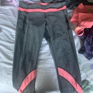 Lululemon yoga pants